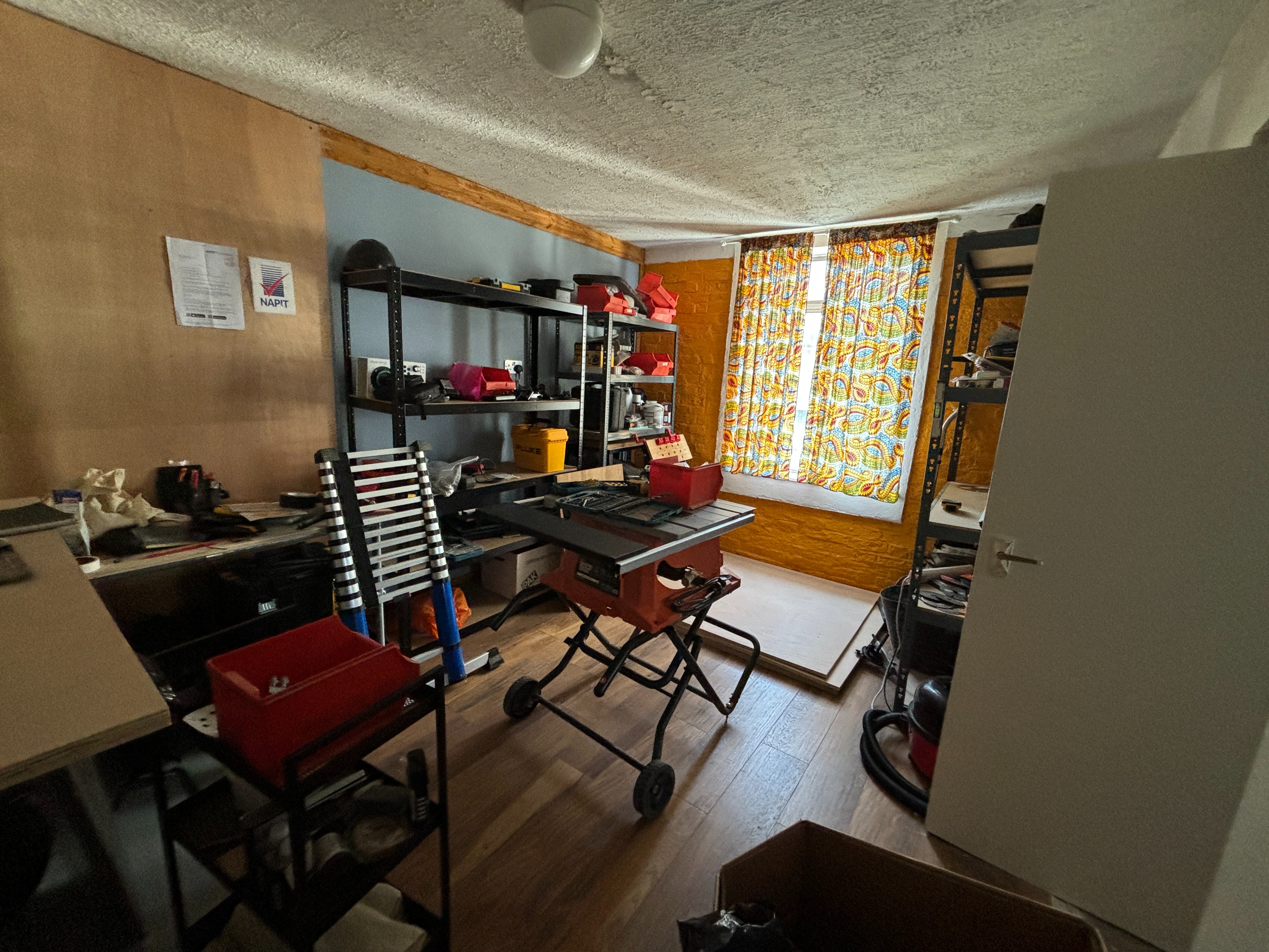FIRST MONTH FREE! Natural Light studio in Hither Green available now in Southeast London