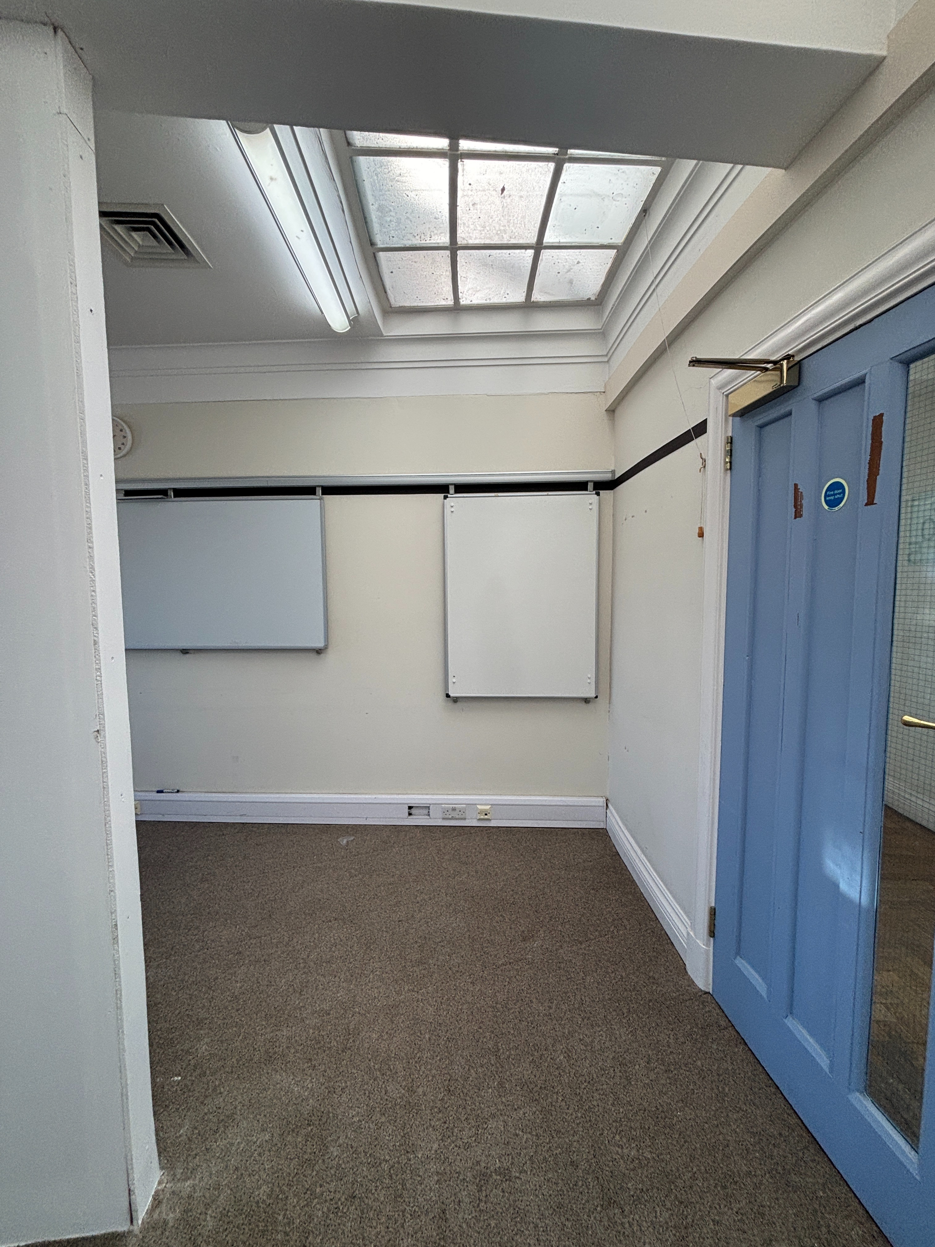 Studio available in Grade II listed building in the heart of Catford, SE6 photo 2