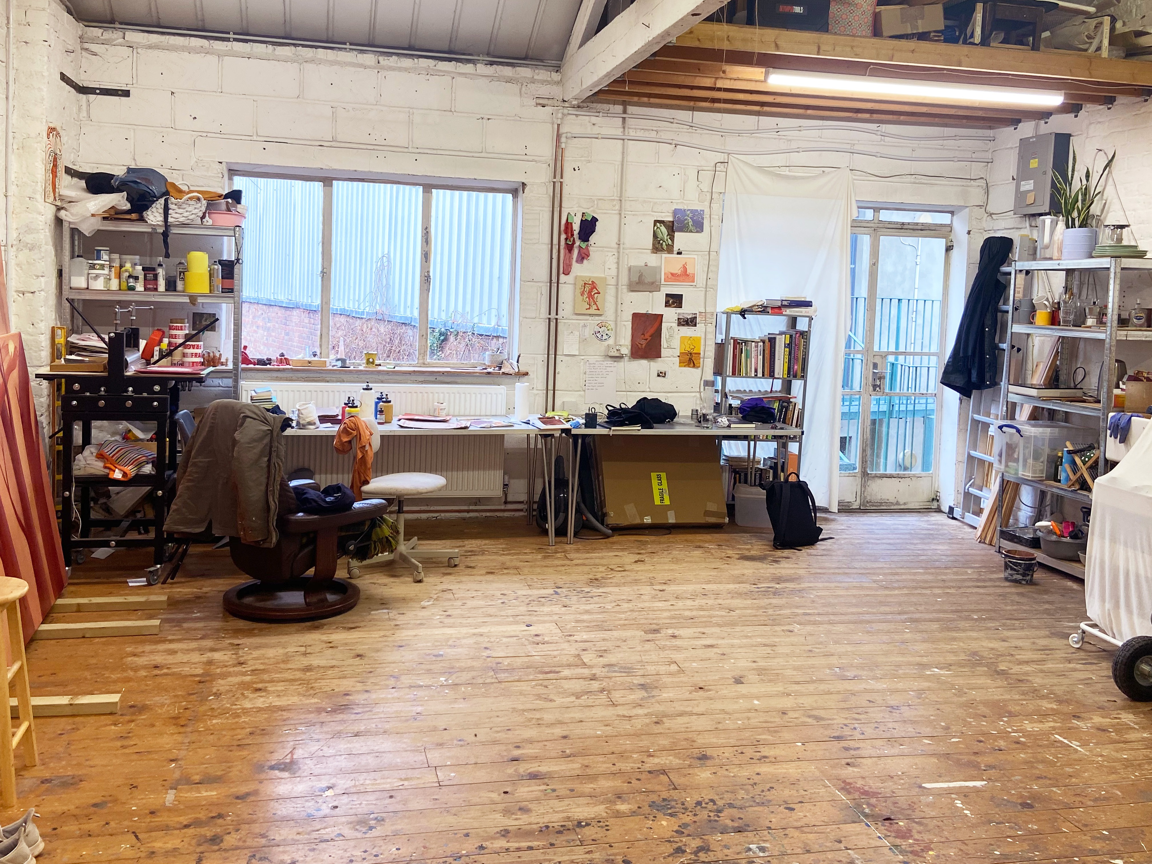 Large Studio located in Dalston photo 5