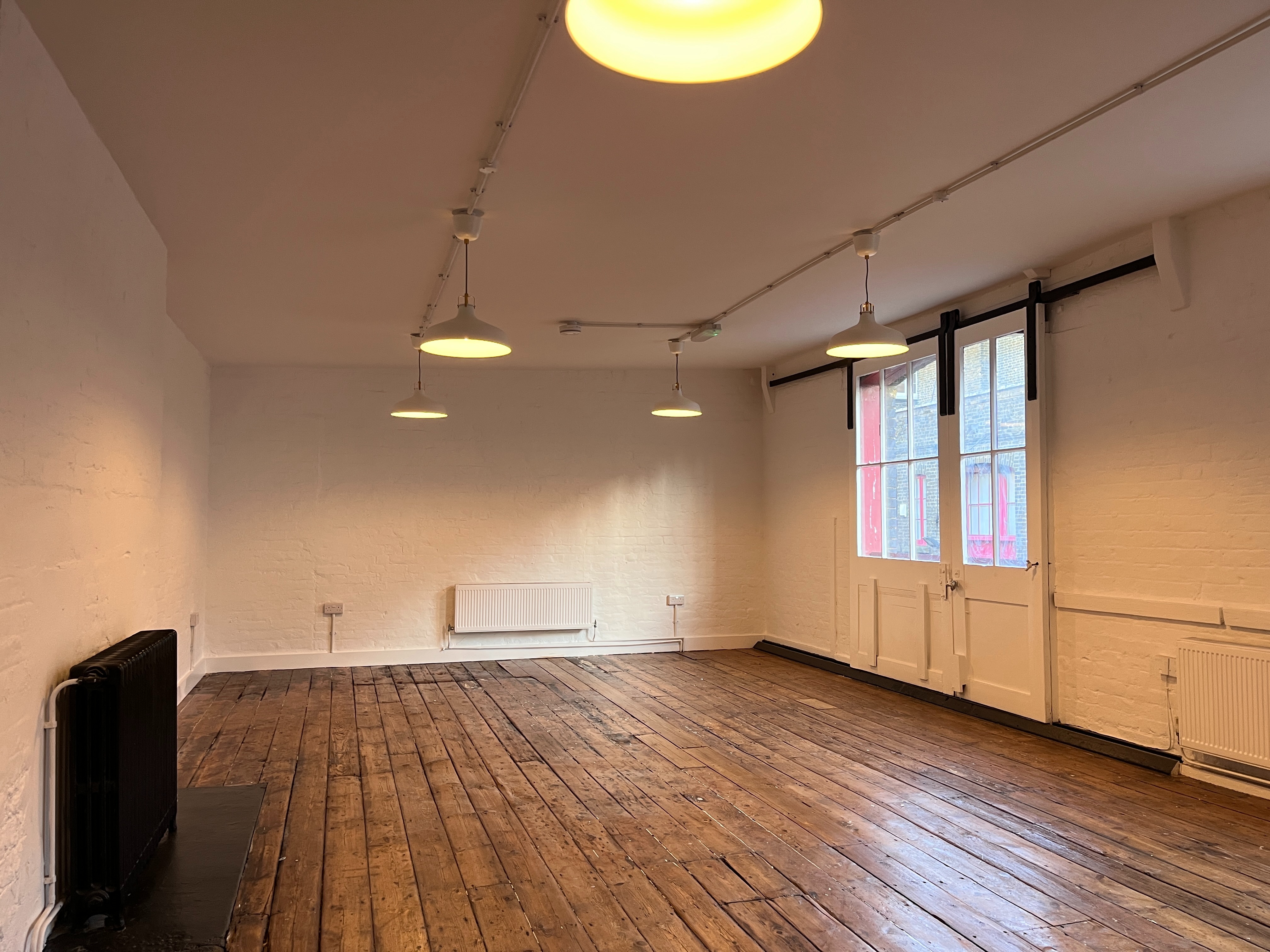 Victorian Workshop in Conservation Area - Newly refurbished photo 5