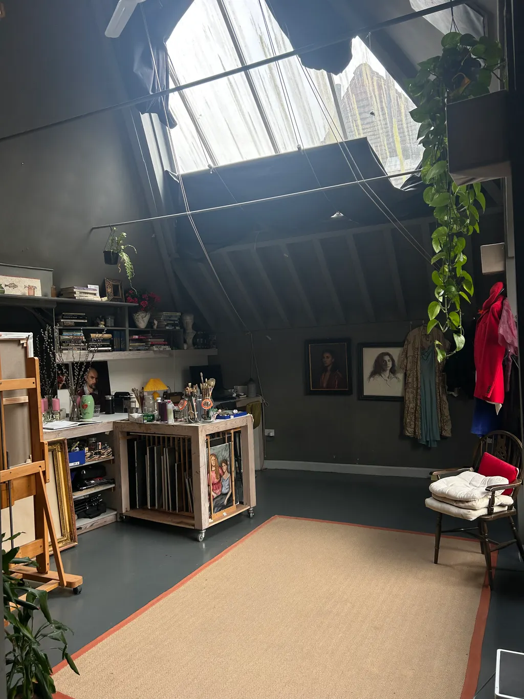 Sublet, High Street Kensington photo 5