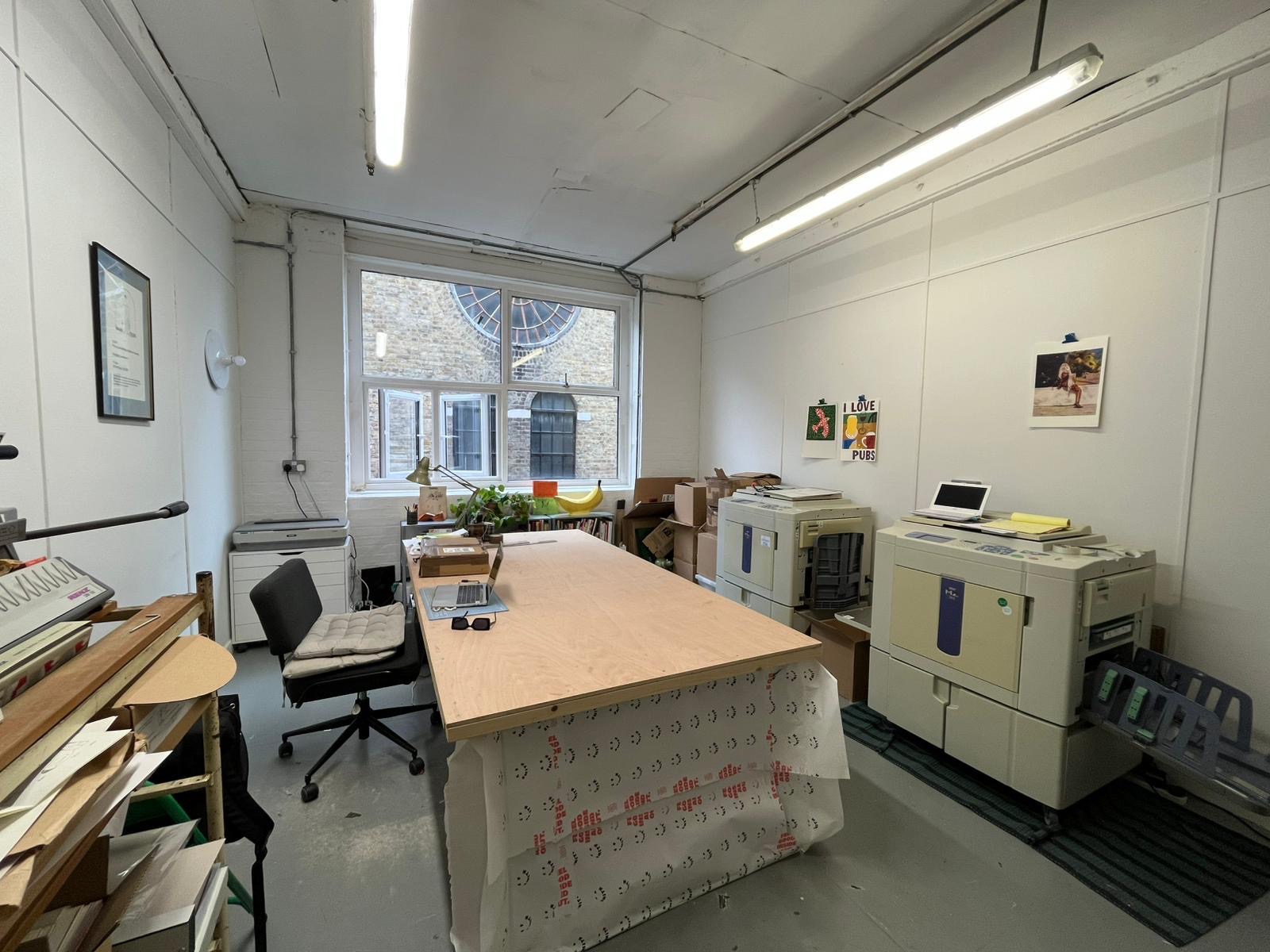 235 sq ft studio in Dalston with post room in East London