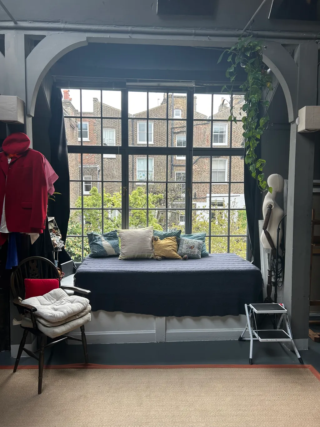 Sublet, High Street Kensington photo 3